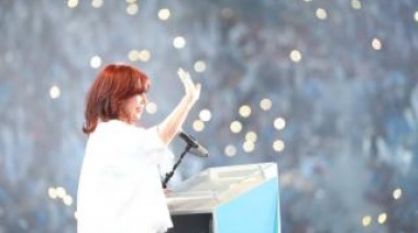 "Cómo decía el General: todo en su medida y armoniosamente", dijo CFK ante los cánticos de 'Cristina Presidenta'