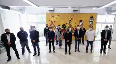 Jefes comunales de la costa Atlántica y el gobernador afinaron detalles de la próxima temporada