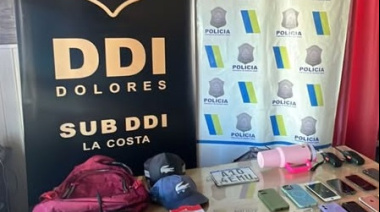 Caen dos jóvenes por robo de celulares en Mar de Ajó: buscan a un tercer implicado