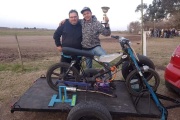 Rugir de motos: comenzó el campeonato de velocidad en tierra