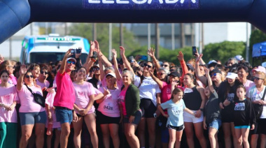 Jornada intergeneracional de caminata comunitaria en Nueva Atlantis