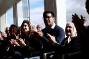 Emotivo acto junto a Cardozo: Nora Cortinas presente en la imposición del nombre de su hijo a un natatorio