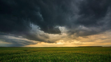 Alerta naranja por tormentas fuertes para este domingo en el Partido de La Costa y el AMBA