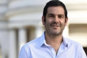 Juan Pablo García de Unión por la Patria vence en elección reñida y desbanca al intendente Camilo Etchevarren en Dolores