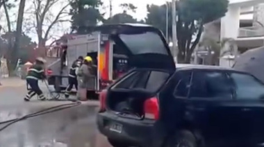Se incendió un auto en pleno centro de San Bernardo
