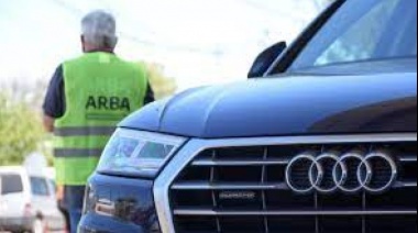 Controlarán autos de lujo en zonas turísticas y será “inflexible” con los evasores