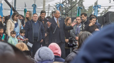 Juan de Jesús convocó a defender la educación, el trabajo y la democracia en el Día de la Independencia