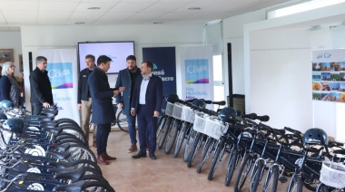 Cicloturismo: a través de un convenio con el Banco Macro, Cardozo sumó 60 bicicletas para recorrer las localidades