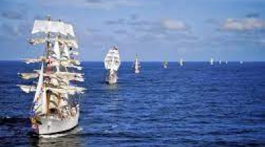 La Fragata Libertad y otras naves internacionales llegan a Mar del Plata