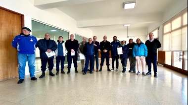 La Municipalidad de La Costa apoya a Bomberos Voluntarios y Cooperativa de Reciclado con fondos de compactación de vehículos