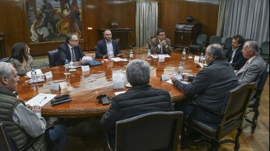 El estado, trabajadores y empresarios conforman una mesa para coordinar acciones contra la inflación