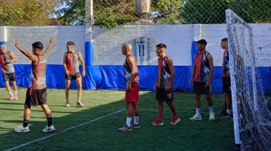 Deportivo Muñiz de pretemporada en San Clemente del Tuyú