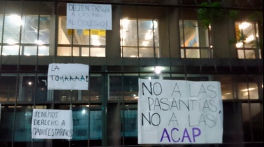 Son once las escuelas tomadas y el colegio Mariano Acosta hará un abrazo contra la "persecución política"