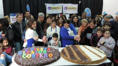 En simultaneo en tres localidades, se desarrolló la 7ª edición de la Fiesta del Alfajor Costero