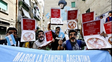 Marcharon con máscaras de Maradona para que las naciones ricas paguen su deuda ecológica