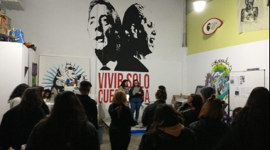 "Un encuentro más festivo, no por eso menos contundente, como contribución al grito de Ni Una Menos"