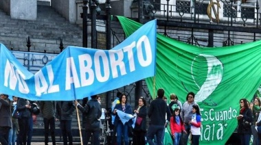 Vigilias, pañuelazos, concentraciones a favor y en contra del derecho al aborto por el debate en el Senado