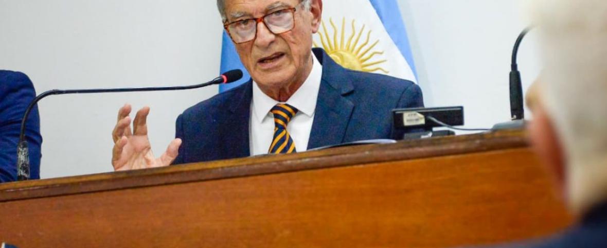 De Jesús inauguró las sesiones en La Costa y llamó a “cuidar la vida” ante el impacto de la crisis