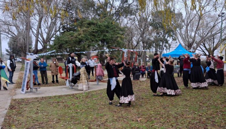 9 de Julio en Barrio El Puerto: fe, cultura y compromiso social en Plaza Itatí