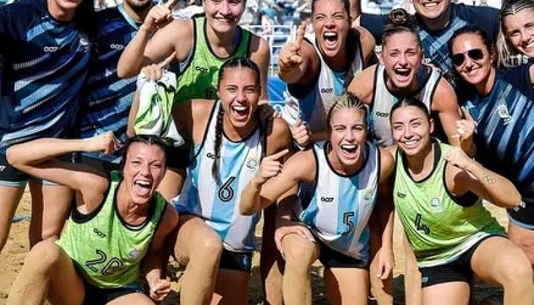 Histórico oro para Las Kamikazes en los Juegos Mundiales, con presencia costera