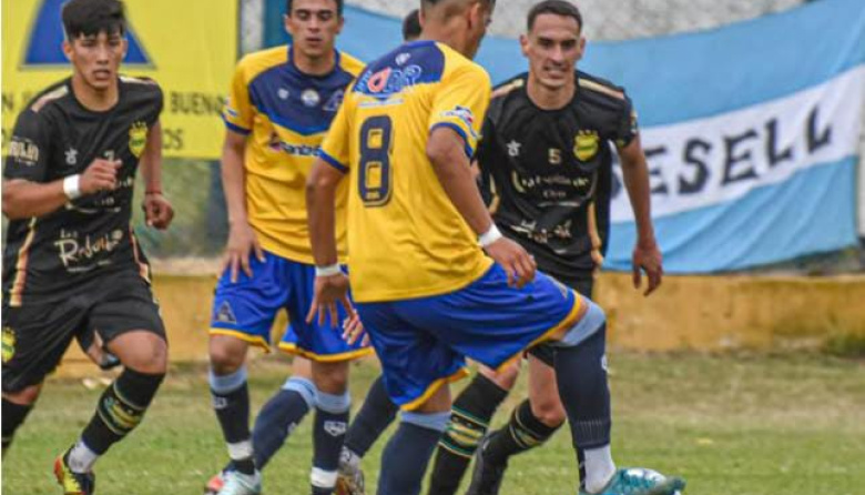 Juventud Unida se despidió del Torneo Regional Federal Amateur