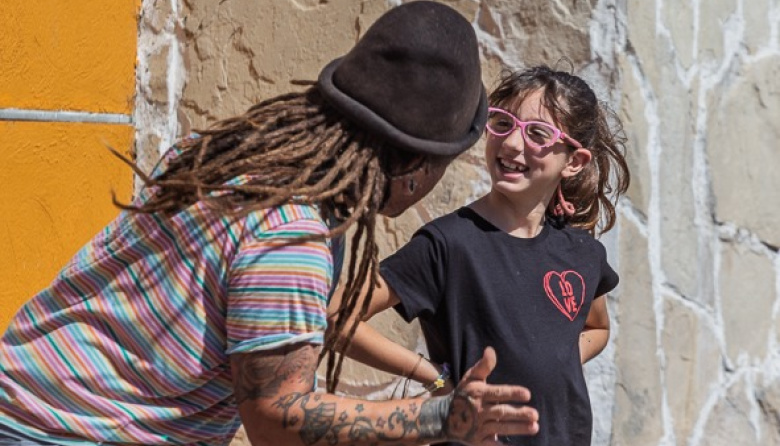 Las Colonias Culturales de Verano ya reciben a  niños en distintos puntos del distrito