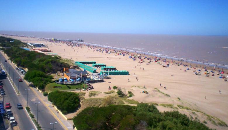 Hoteleros y gastronómicos advierten una fuerte caída del consumo este verano