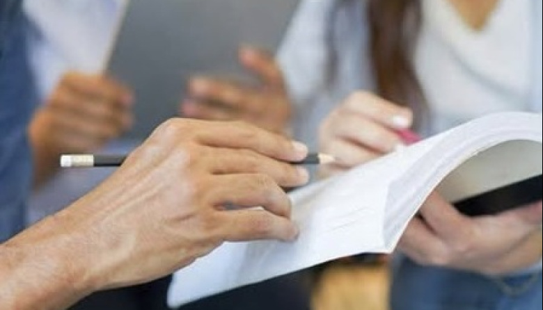 La Costa mantiene abierta la inscripción a las becas municipales hasta el 27 de febrero