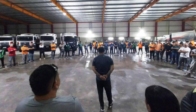 Camioneros advierte sobre posibles despidos en la empresa Santa Elena en Villa Gesell