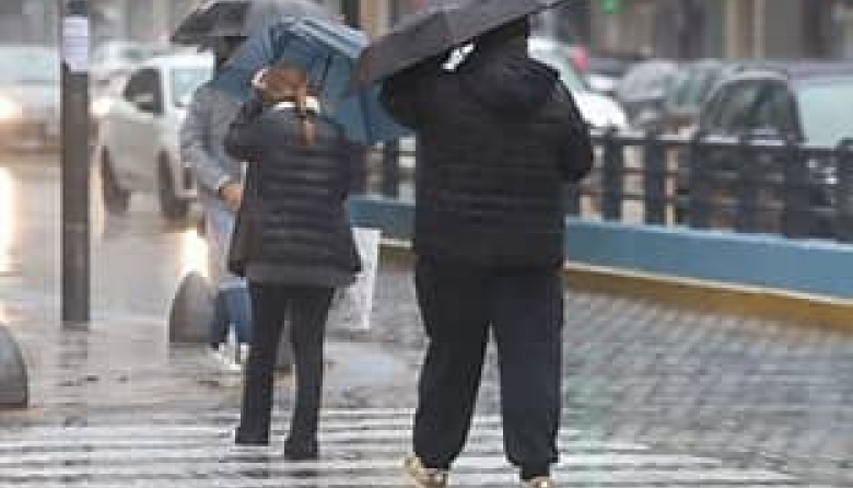Fuertes tormentas y lluvias intensas afectaron a ciudades bonaerenses