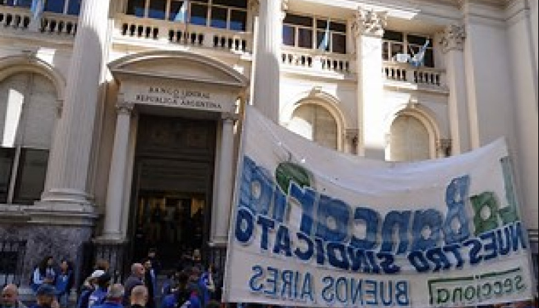 Paro bancario: el lunes habrá bancos abiertos pero sin provisión de efectivo