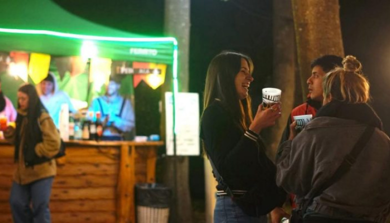 Santa Teresita vive el “Teresita Weekend” con tres noches de shows y gastronomía