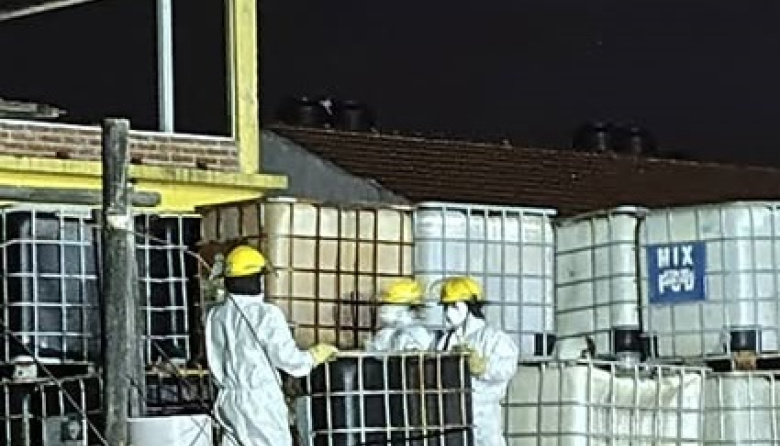 Investigan la aparición de contenedores tóxicos en Mar del Tuyú