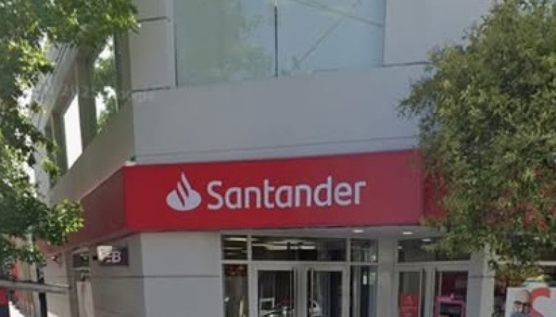 Santander cerrará su sucursal en Dolores y crece la preocupación por los puestos de trabajo