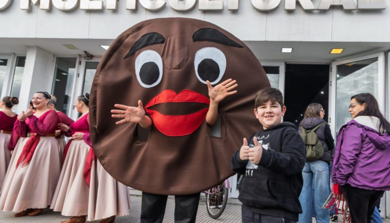 Más de 15.000 personas disfrutaron de la 12ª Fiesta Provincial del Alfajor Costero