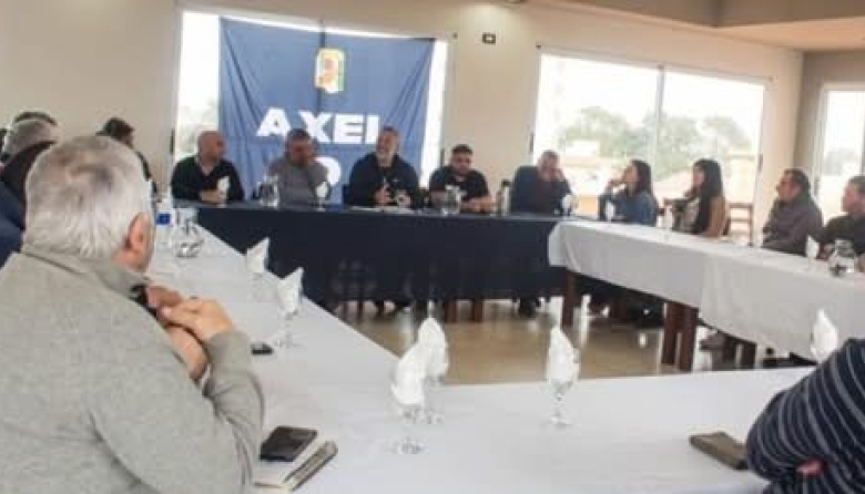 Kicillof acelera el armado para 2027, pero el desembarco en La Costa dejó preguntas abiertas