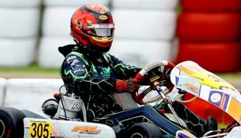 Dino Palmarochi volvió a subir al podio y sigue entre los protagonistas del Karting Metropolitano
