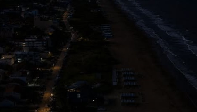 Vecinos convocan a un apagón contra las subas en las tarifas de luz