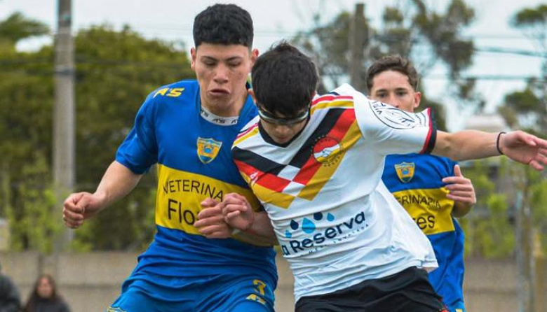 Popular Lavalle manda en soledad y se ilusiona con el campeonato