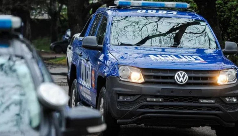 Cayó una antena de 70 metros en la Fiesta de la Mujer Rural en Pavón: un puestero resultó herido