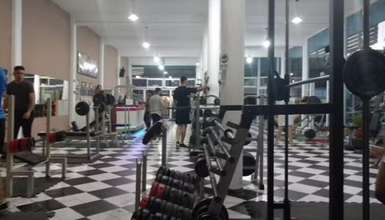 Robaron en el gimnasio Daxon de Mar del Tuyú y provocaron destrozos en el lugar