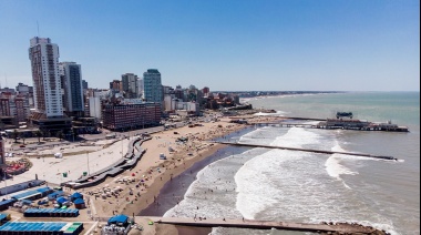 Cierran preventivamente el ingreso a una playa por la aglomeración de jóvenes