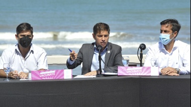 Kicillof anunció el cese de limitaciones nocturnas y ratificó la continuidad de la temporada hasta abril