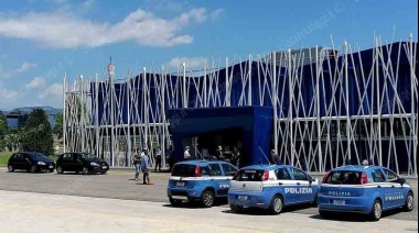 Encuentran casi 30 millones de vacunas escondidas en Italia para ser llevadas a Reino Unido