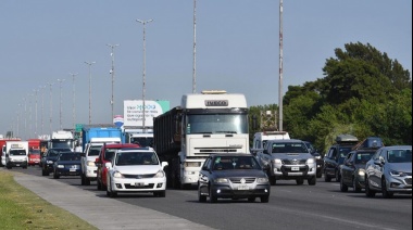 Tránsito intenso en Autovía 2 y Ruta 11 hacia la Costa Atlántica