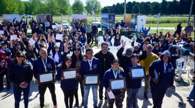 Distinguen a los más de 200 costeros que participaron en la final de los Juegos Bonaerenses