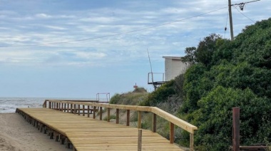 Avanzan los trabajos en 80 nuevas bajadas a playa en las localidades del Partido de La Costa
