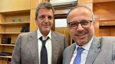 Los rumores de renuncia de Sergio Massa impactaron en el mercado y el dólar libre marcó otro récord