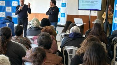 Impulso al empleo y desarrollo local: Presentación de los Programas "Promover Oficios" y "Comunidad de Productores"