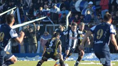 Faltando dos fechas y con final abierto, Fomento San Bernardo sigue siendo el líder
